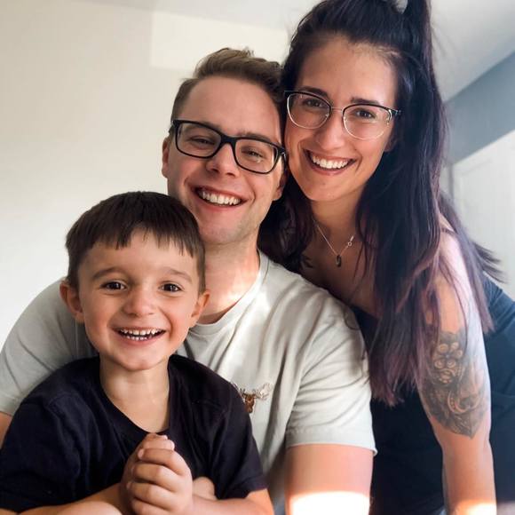 Meet your Posher, Angela - Picture 1 of 1